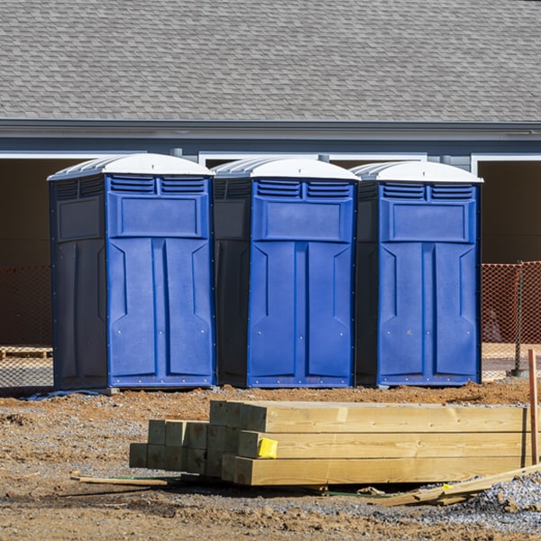 what is the maximum capacity for a single porta potty in Muncie IL